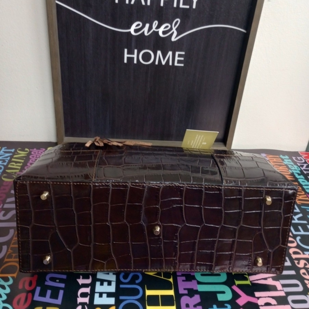 Phenomenal Pratesi Brown Crocodile Satchel!. - Picture 5 of 8